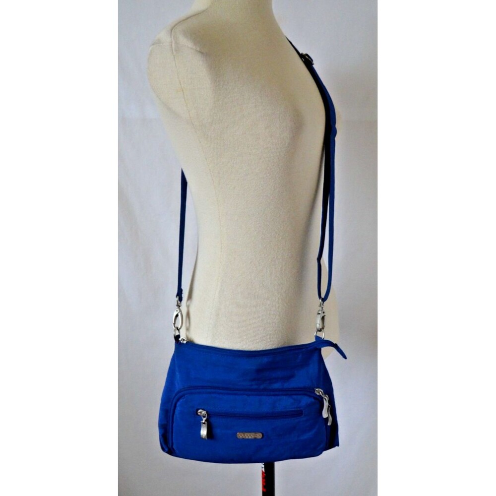 Baggallini Triple ZipCrossbody Bag Blue Adjustable Strap Nylon Pink Lining